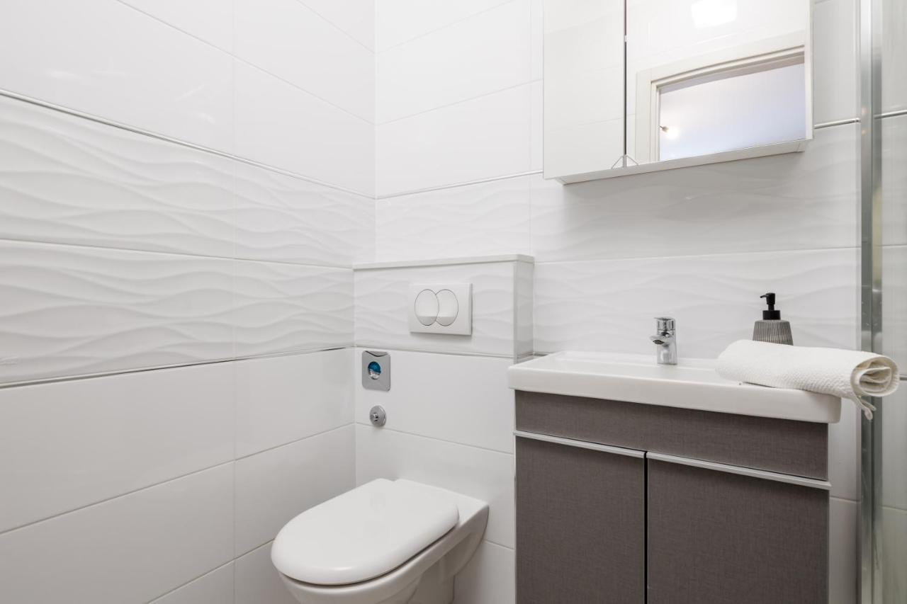 Studio Apartments Fran'S Fiume Kültér fotó